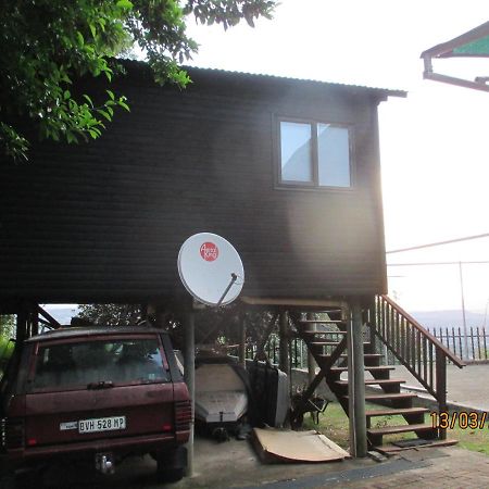 The Tree House Villa Mbombela Exterior photo